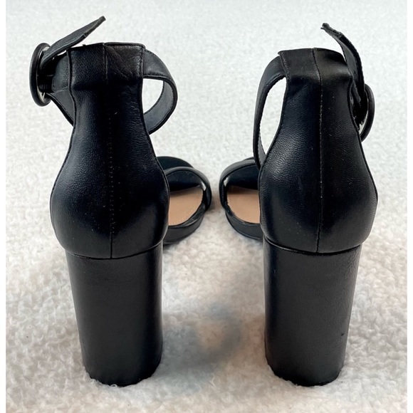 STEVE MADDEN • Friday Black Open-Toe Chunky Block Heeled Ankle Strap Sandals, 9 - Picture 8 of 16